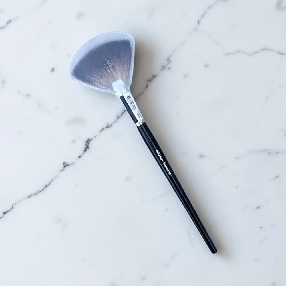 SEPHORA COLLECTION Pro Fan Brush #65 NEW